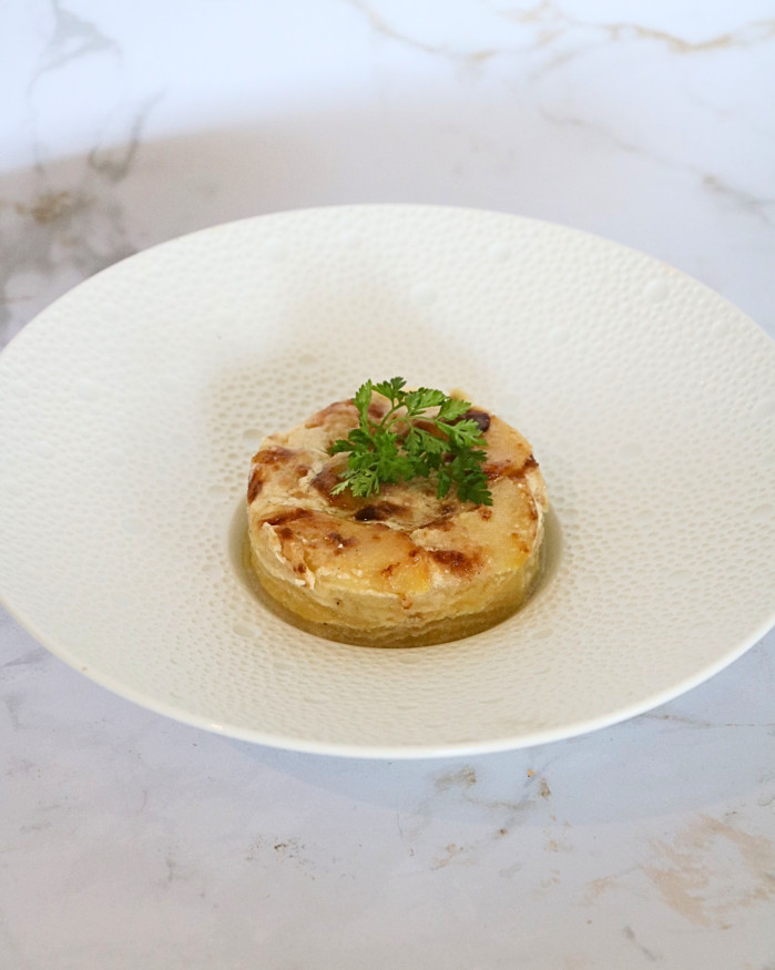 GRATIN DAUPHINOIS, CRÈME FRAÎCHE ET NOIX DE MUSCADE 