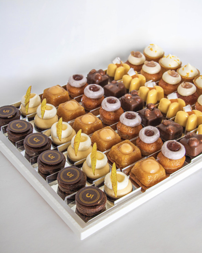 PLATEAU DE 24 MINIATURES CHOCOLAT ET FRUITS