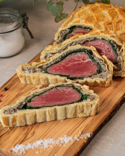 FILET DE BOEUF WELLINGTON, SAUCE AU FOIE GRAS