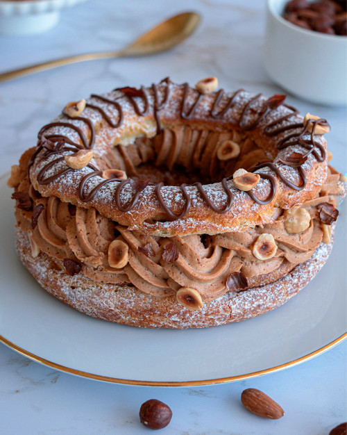 LE PARIS-BREST -  6 PERSONNES