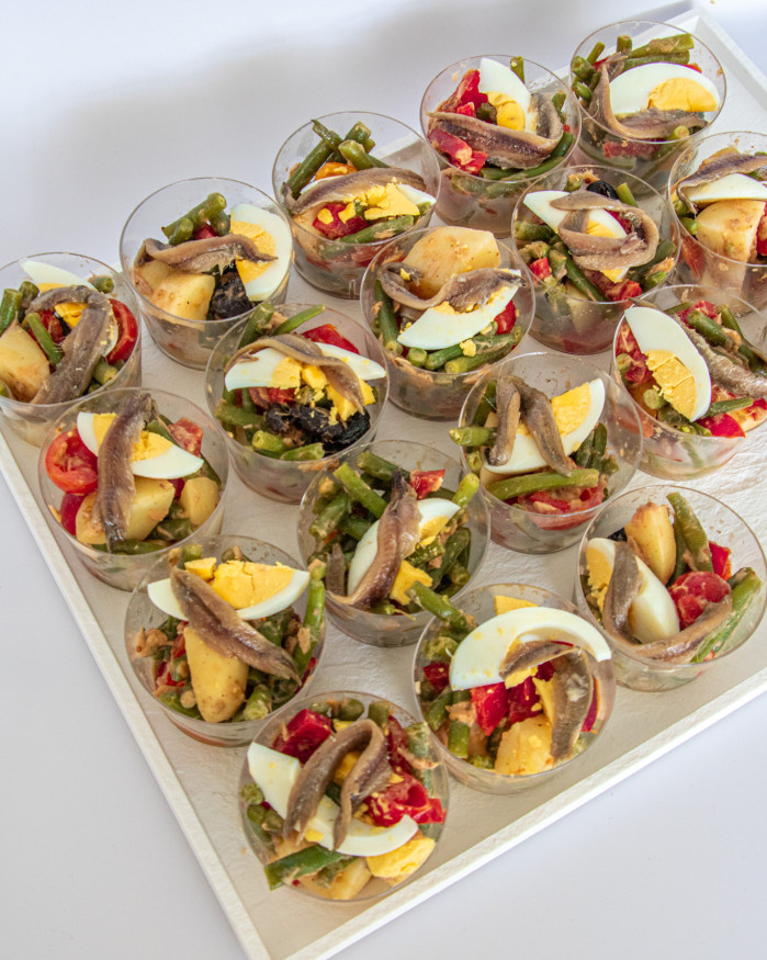 MINI SALADES NICOISE (18 PIECES)