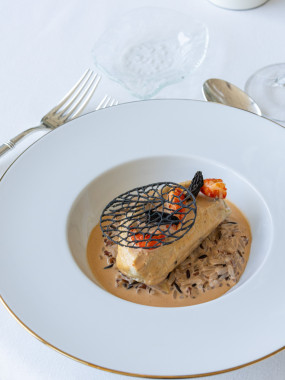 COCON LYONNAIS AUX ÉCREVISSES ET MORILLES