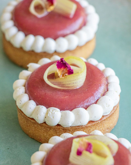 LA TARTELETTE FRAISE / RHUBARBE INDIVIDUELLE
