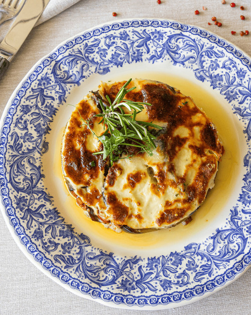 MOUSSAKA BOEUF AUBERGINES (8 PERSONNES ENVIRON)