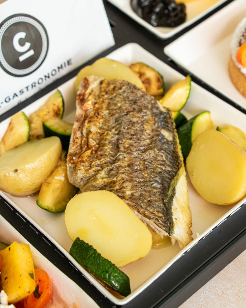 PLATEAU MARCHE DU MOIS COURGETTE & ABRICOT (JUILLET)