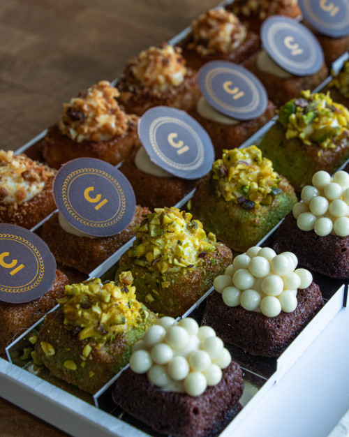 PLATEAU DE 14 MINI FINANCIERS