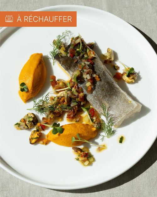 FILET DE LIEU JAUNE, PURÉE DE CAROTTES, VIERGE DE LÉGUMES