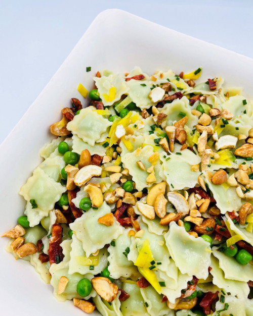 SALADE DE RAVIOLES, CHORIZO, PETITS POIS (1.2KG)
